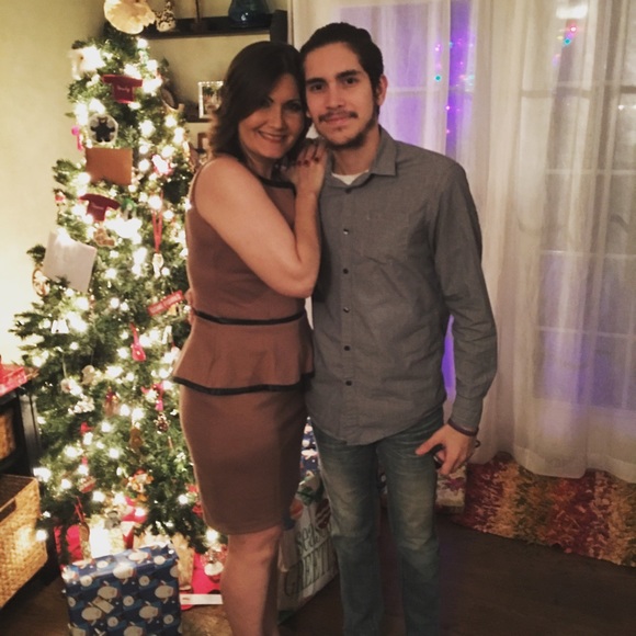 Meet your Posher, Asantilu & Fam. - Picture 3 of 9